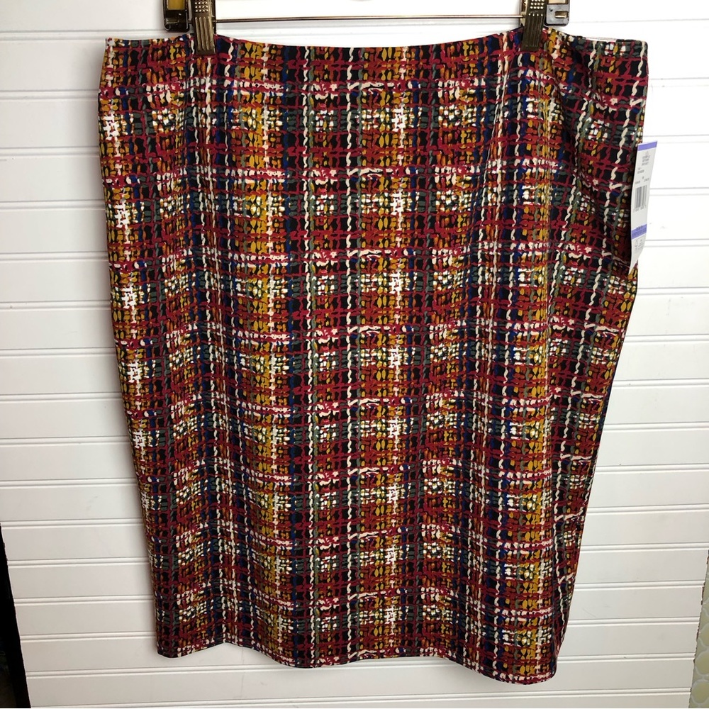 3 for $25 NWT Black Label by Evan-Picone Multicolored MIDI Skirt Sz 18